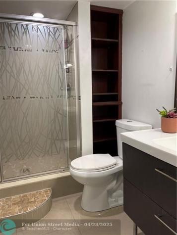 2401 Antigua Coconut Creek FL 33066