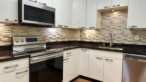 12 NE 19th Court Wilton Manors FL 33305