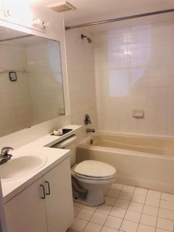 2011 Renaissance Boulevard Miramar FL 33025