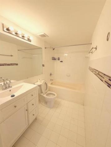 2011 Renaissance Boulevard Miramar FL 33025
