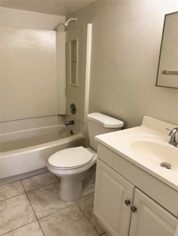 2771 Riverside Drive Coral Springs FL 33065