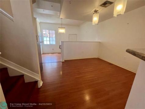2841 NE 185th Street Miami FL 33180