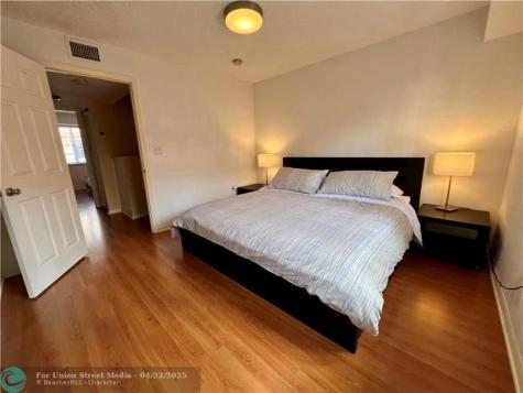 2841 NE 185th Street Miami FL 33180