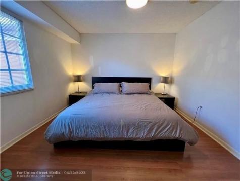 2841 NE 185th Street Miami FL 33180