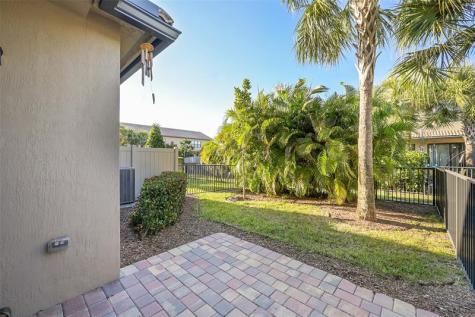 8247 Cinch Way Lake Worth FL 33467