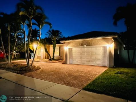 12725 NW 18th Court Pembroke Pines FL 33028