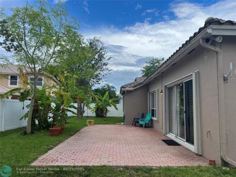 12725 NW 18th Court Pembroke Pines FL 33028