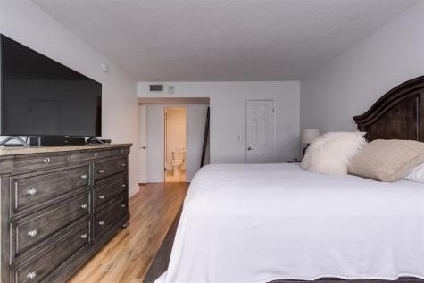 2500 NE 48th Lane Fort Lauderdale FL 33308