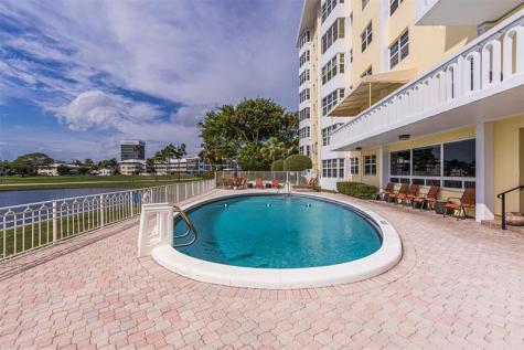 2500 NE 48th Lane Fort Lauderdale FL 33308