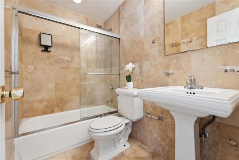1878 NE 46th Street Fort Lauderdale FL 33308
