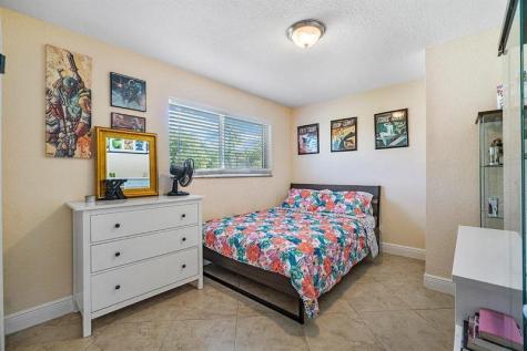 2135 NE 2nd Drive Boca Raton FL 33431