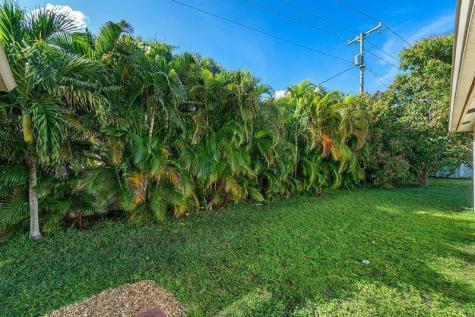 2135 NE 2nd Drive Boca Raton FL 33431