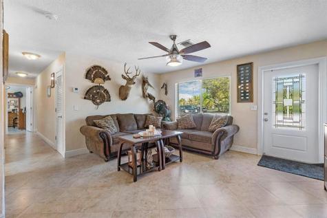 2135 NE 2nd Drive Boca Raton FL 33431