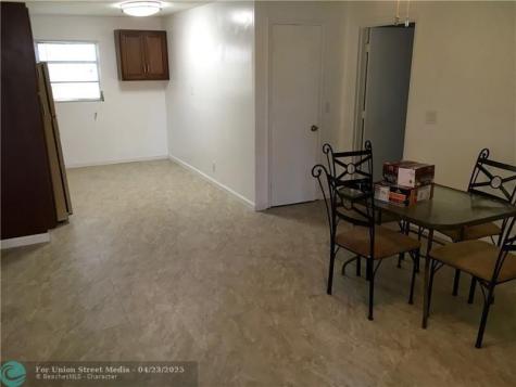 161 NW 40th Street Oakland Park FL 33309