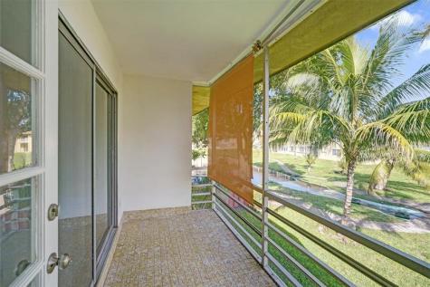 5140 SW 40th Avenue Dania Beach FL 33314