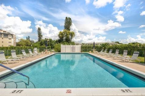 3535 Broken Woods Drive Coral Springs FL 33065