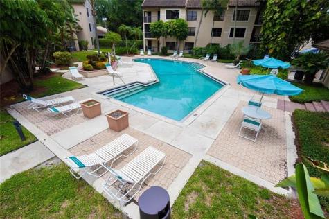 4481 W Mcnab Road Pompano Beach FL 33069