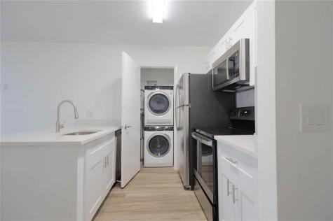 4481 W Mcnab Road Pompano Beach FL 33069