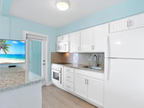 2600 N Surf Road Hollywood FL 33019