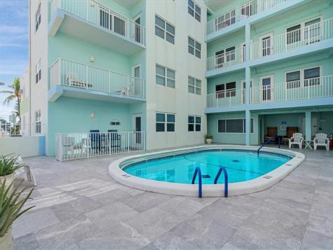 2600 N Surf Road Hollywood FL 33019