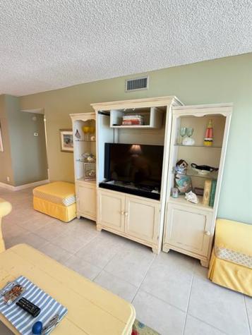 4636 El Mar Drive Lauderdale By The Sea FL 33308