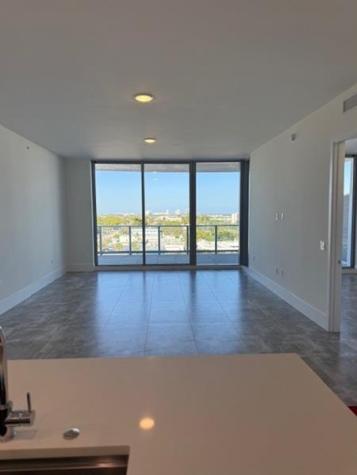 220 Lake Shore Drive West Palm Beach FL 33403