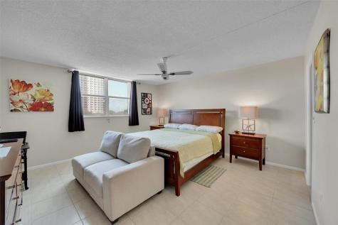 1401 S Ocean Drive Hollywood FL 33019