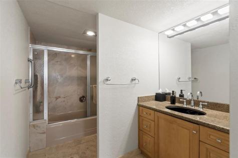 3000 Holiday Drive Fort Lauderdale FL 33316
