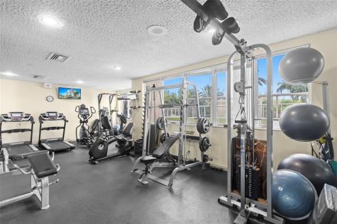 3000 Holiday Drive Fort Lauderdale FL 33316