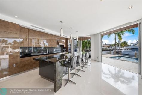 3300 NE 39th Street Fort Lauderdale FL 33308