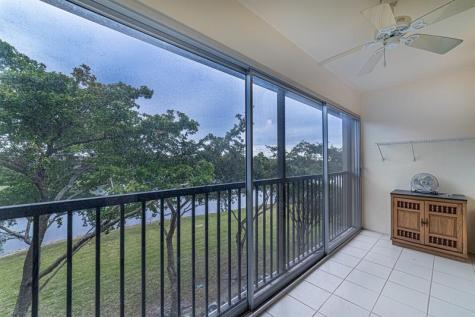 901 SW 141st Avenue Pembroke Pines FL 33027