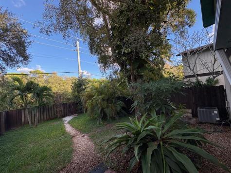 191 NE 6th Court Dania Beach FL 33004