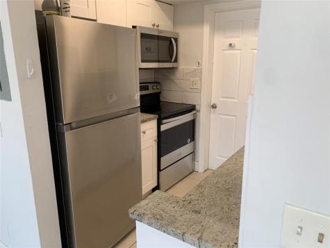 2745 SE 1st Court Pompano Beach FL 33062