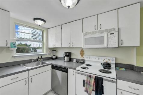 341 N Birch Road Fort Lauderdale FL 33304