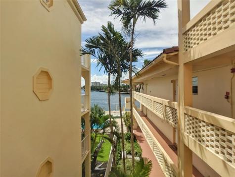 341 N Birch Road Fort Lauderdale FL 33304