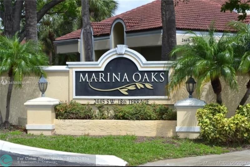 2550 SW 18th Terrace Fort Lauderdale FL 33315