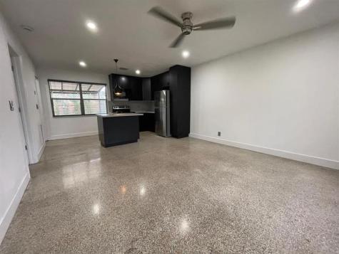 975 NE 40th Street Oakland Park FL 33334