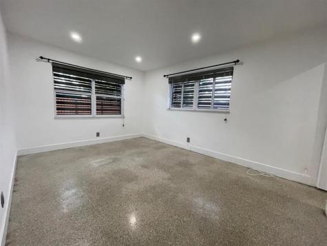 975 NE 40th Street Oakland Park FL 33334
