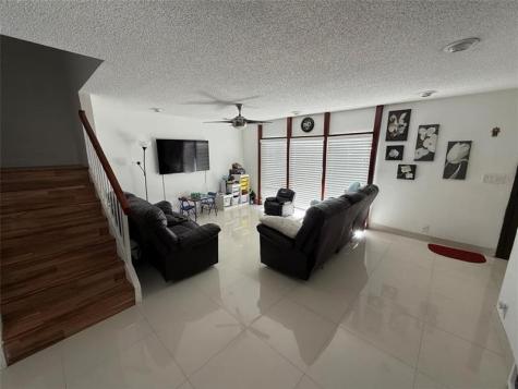 Hollywood FL 33021