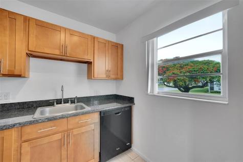 486 Fanshaw L Boca Raton FL 33434