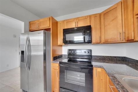 486 Fanshaw L Boca Raton FL 33434