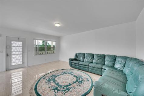 486 Fanshaw L Boca Raton FL 33434