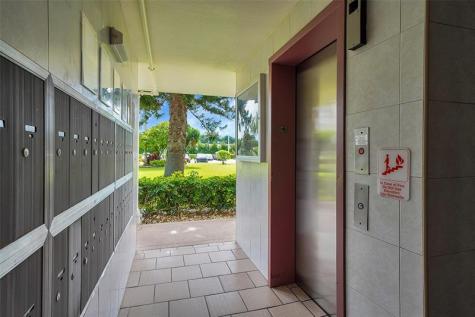 486 Fanshaw L Boca Raton FL 33434