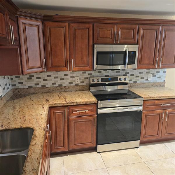 626 NE 195th Street Miami FL 33179