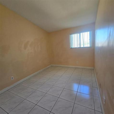 626 NE 195th Street Miami FL 33179