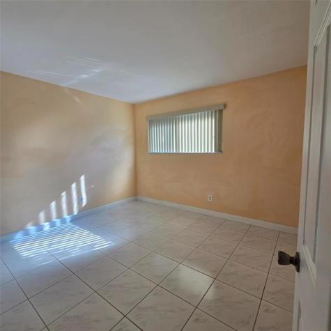 626 NE 195th Street Miami FL 33179