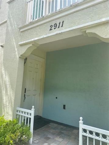 2911 Cascada Isles Way Hollywood FL 33024