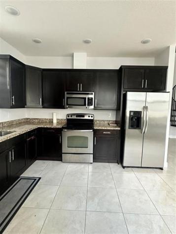 2911 Cascada Isles Way Hollywood FL 33024