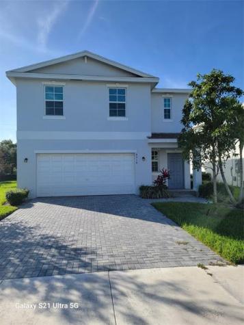 4518 Dow Lane Lake Worth FL 33463