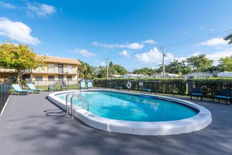 1401 NE 17th Court Fort Lauderdale FL 33305